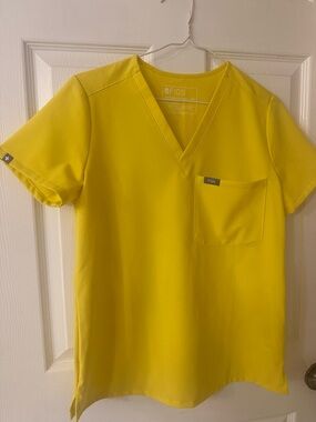 Figs Technical Collection V-Neck Scrub Top in Yellow